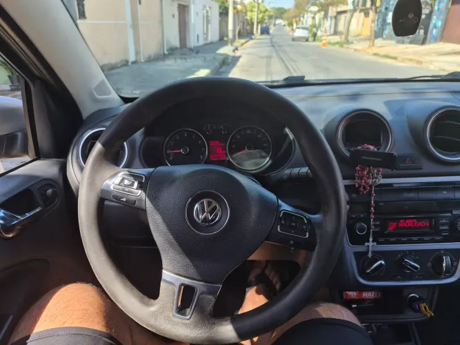 Volkswagen Voyage Comf/highli. 1.6 MI T.flex 8V 4P 2016