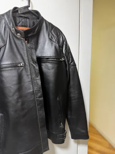 Jaqueta Masculina em Couro Pelica Premium - Impecável