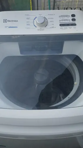 Máquina de lavar Electrolux 17 kg, DEFEITO