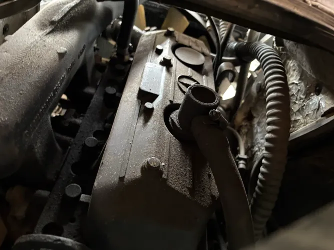 Motor mb 710 ano 2010