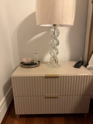 Mesa lateral cama