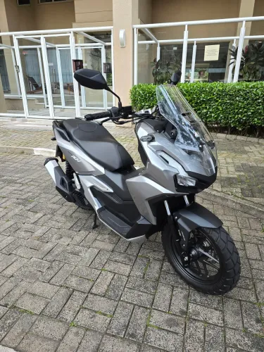 HONDA ADV 160 2026 / ÚNICO DONO (1800 KM)