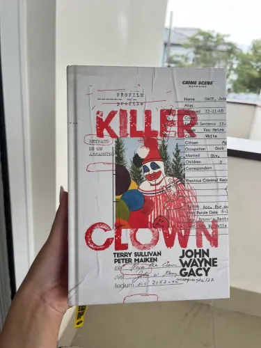 Livro Killer Clown DarkSide