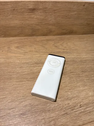 Apple Remote original