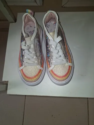 Tenis novo nº28 de 80por20,00