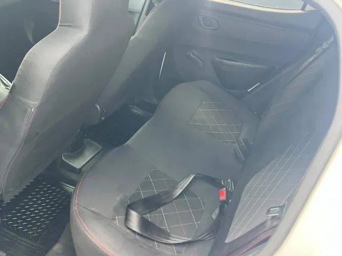 Renault Kwid Intense 1.0 Flex 12V 5P Mec. 2019