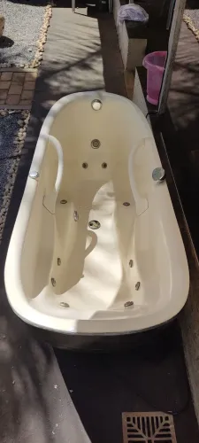 Ofurô, banheira de hidromassagem 10 jatos