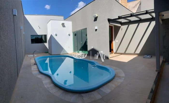 Casa à venda, 235 m² por R$ 960.000,00 - Lagoa Dourada - Londrina/PR