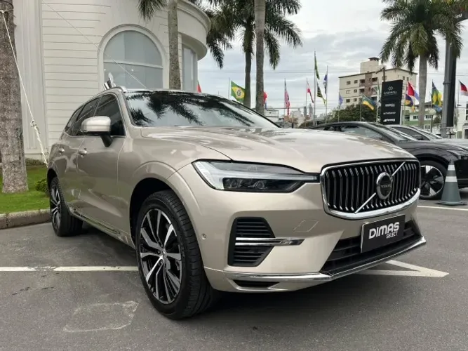 Volvo XC-60 T-8 Ultimate 2.0 AWD (híbrido) 2023