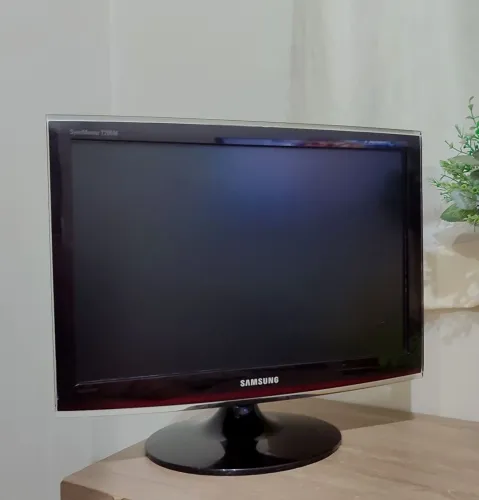 Monitor TV Samsung SyncMaster T200M 20" HDMI - Em Ótimo Estado!