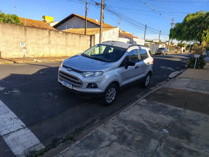 Ford Ecosport SE 1.6 16V Flex 5P Mec. 2014