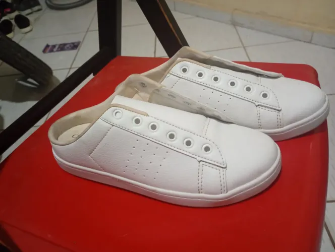 Tênis feminino N 38