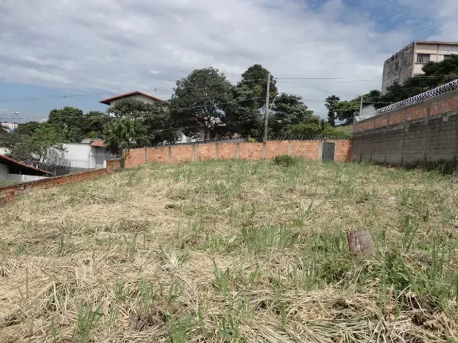 Lote para alugar,bairro São Luiz, Belo Horizonte - MG.