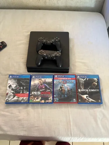 PS4 SLIM