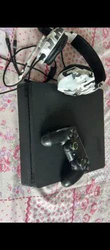 PlayStation 4 slim 500GB