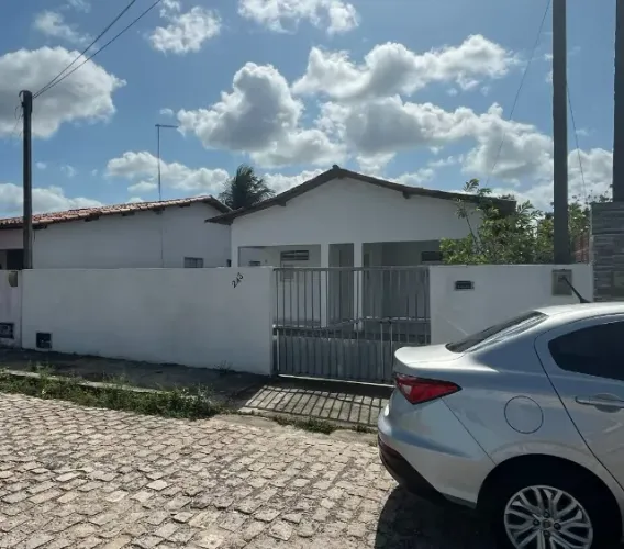 Casa Jardim Planalto na rua do Postinho