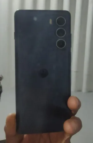 Vendo moto g200 em bom estado  chama whats *