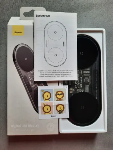 Carregador Baseus 2 em 1 digital led display wireless charger nunca usado!