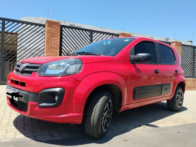 Fiat Uno Attractive 1.0 EVO Fire Flex 8V 5P 2020