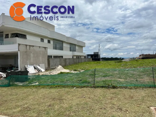 Terreno em Condomínio à Venda em Santana de Parnaíba-SP, Aldeia da Serra 560m² de Área