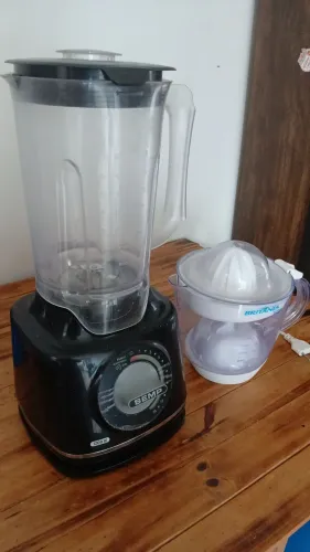 KIT COZINJA: LIQUDIFICADOR E ESPREMEDORR