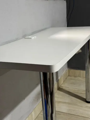 Mesa de estudos/ Escrivaninha