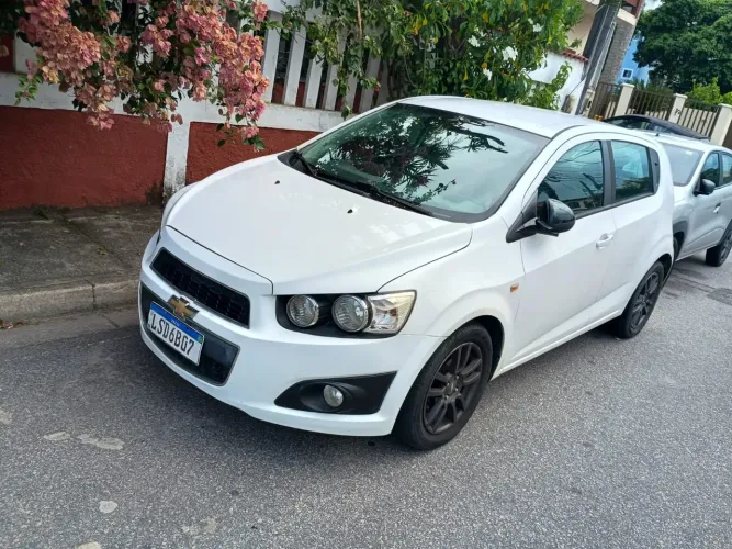 Chevrolet Sonic HB LTZ Effect 1.6 16V Flexp 5P AUT 2014