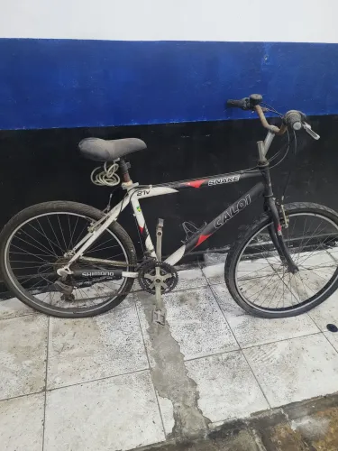 Bicicleta Caloi Snake 26 p/ revisar desapego 100.00 .