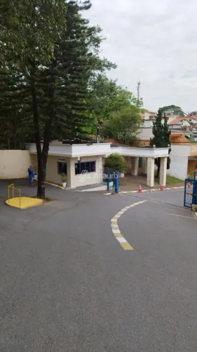 Oportunidade!!! Casa com 3 dorm e 1 Vaga de garagem em condomínio fechado