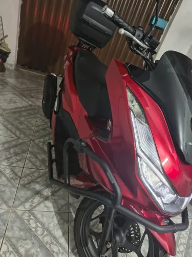 Honda PCX 160 ABS Vermelha 