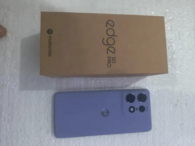 Motorola edge 50 pró nota fiscal e todos acessórios 