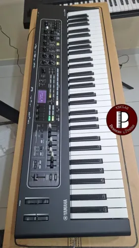 Teclado Yamaha CK61 - Novo - Aceitamos Trocas - Dividimos em até 12X