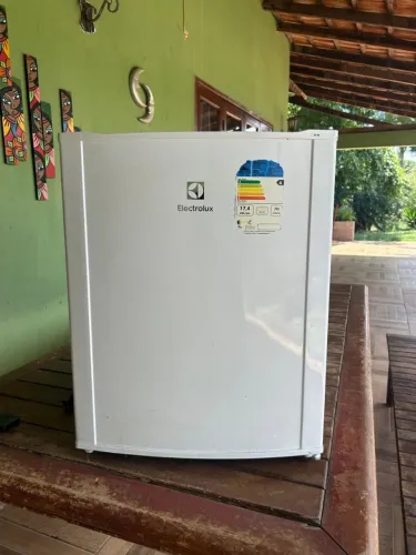 Frigobar semi novo 3 meses de uso Retirada guará 