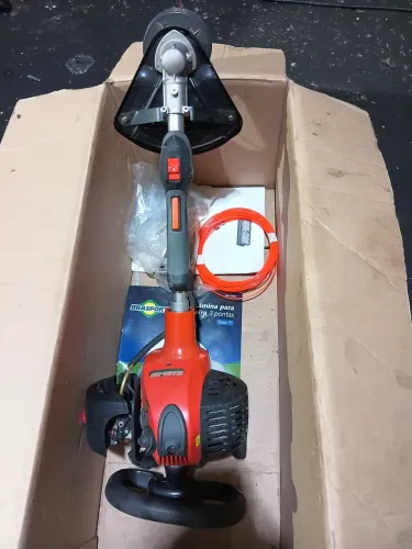 Mini roçadeira 