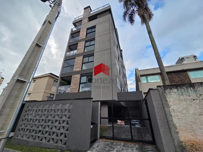 Quitinete com 24m² , à venda, no bairro Cabral em Curitiba