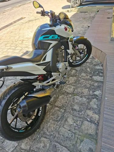 Cb twister 250 cc
