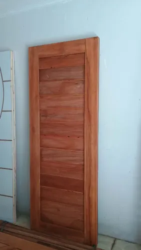Promoção: Porta Madeira Mista 80x2,10