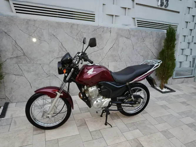 Vendo fan 150 impecável tudo pago só transferir 