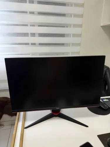 AOC Hero 27 Monitor Gamer 144Hz IPS 1ms G-Sync