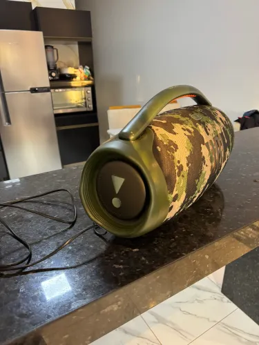 JBL Bombox 3