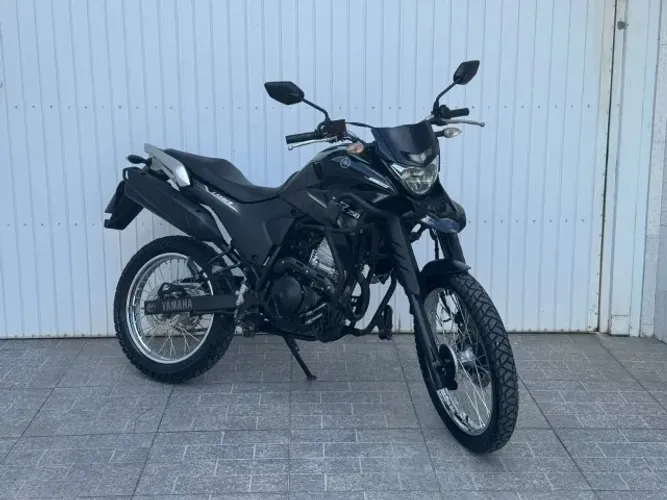 Yamaha XTZ 250 LANDER 2021 - Impecável
