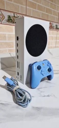 Xbox series s COM controle gamesir (Faço envio)
