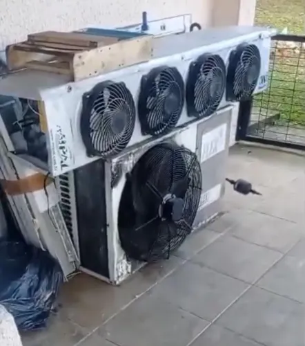 Vendo oi troco câmera fria 2x3 o tamanho chama ?