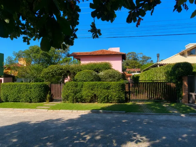 Casa comercial no Porto da Lagoa