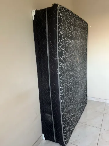 Estou doando cama de casal box
