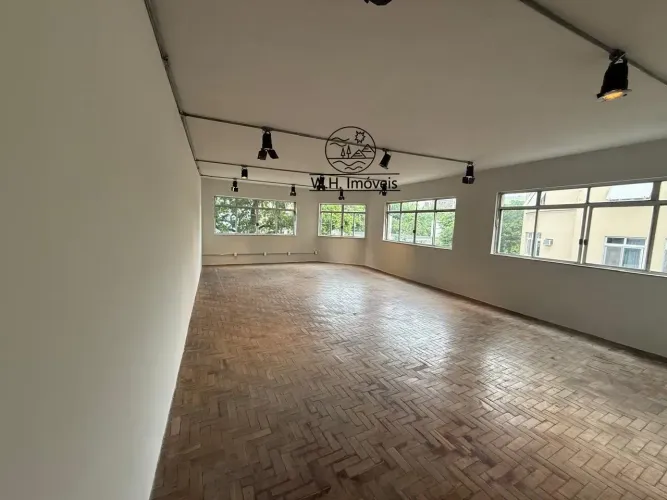 Andar corporativo 300m² saída metrô Gloria - Catete - Rio de Janeiro - RJ