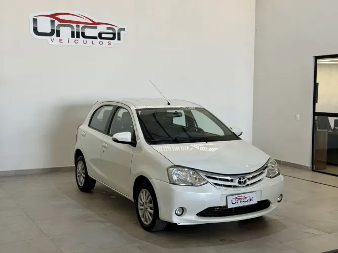 Toyota Etios XLS 1.5 Flex 16V 5P Mec. 2015