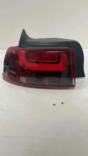 Lanterna Esquerda C4 Cactus (avariado) Esquerdo/motorista Vermelho