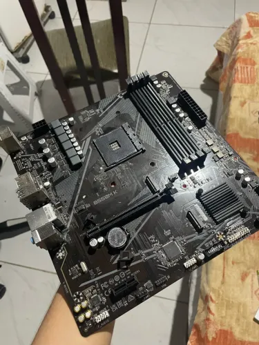 PLACA MÃE B550M K (FUNCIONANDO PERFEITAMENTE)
