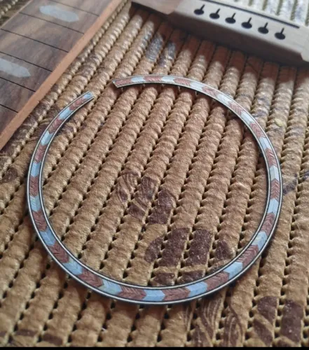 Roseta de jacarandá pra violão folk ou baixolao.